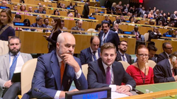 Cakaj thotë se në OKB Shqipëria po punon për njohjen e Kosovës