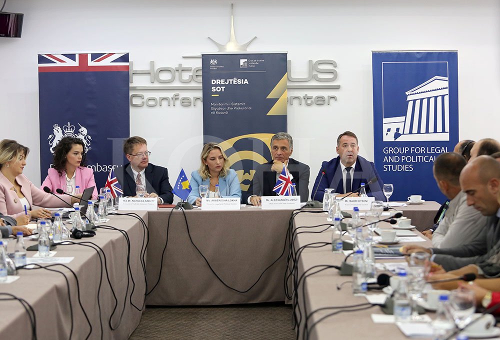 Ambasadori britanik kërkon punë konkrete kundër korrupsionit, jo veç fjalë