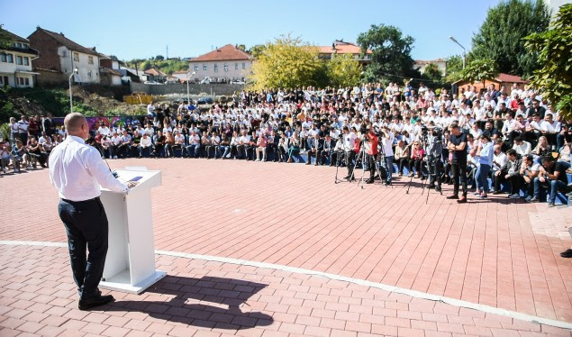 Haradinaj në Gjakovë: Kujdesi për rininë është garancë për ndërtimin e një shoqërie të sigurt