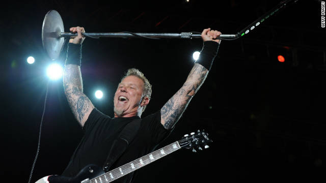 “Metallica” e shtyn turneun, sepse James Hetfield duhet të rehabilitohet për varësi nga alkooli