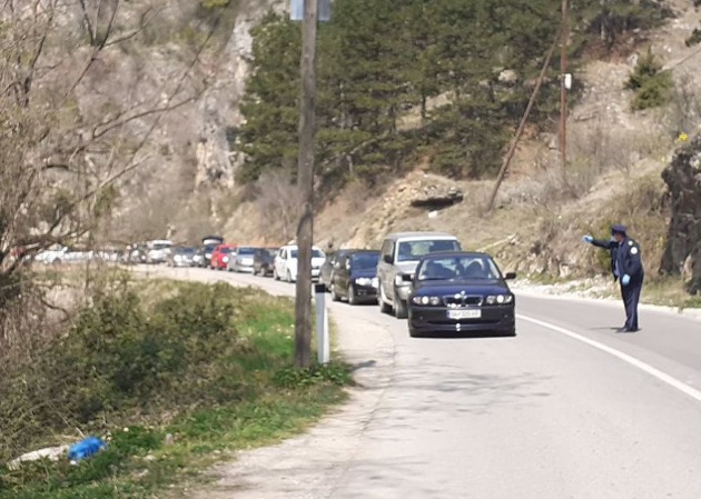Komuna e Prizrenit dhe Policia marrin masa kundër grumbullimit të qytetarëve në pikat turistike
