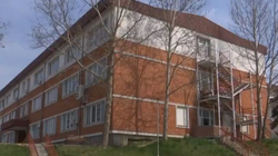 Në Mitrovicë, stafi shëndetësor punon pa mbrojtje, banorët kërkojnë që qyteti të futet në karantinë