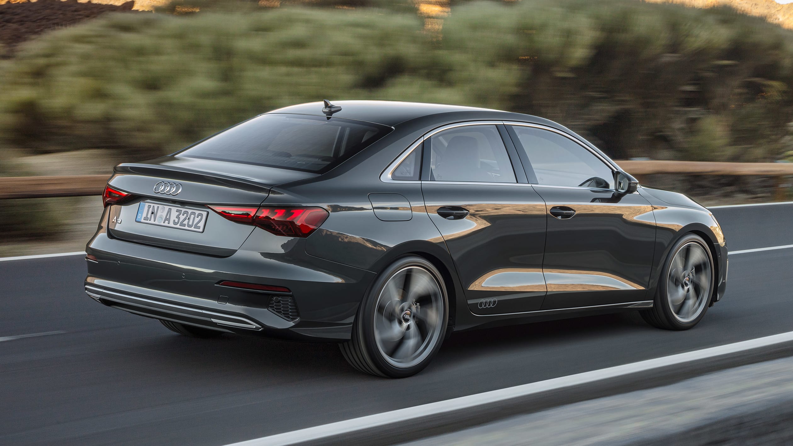 Audi zbulon A3-shin e ri për të rivalizuar BMW Seria 2 Gran Coupe
