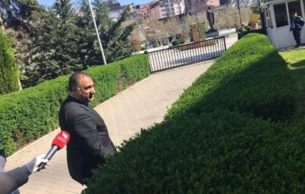 Kinolli i 6+ thotë “jemi afër marrëveshjes më LDK-në”