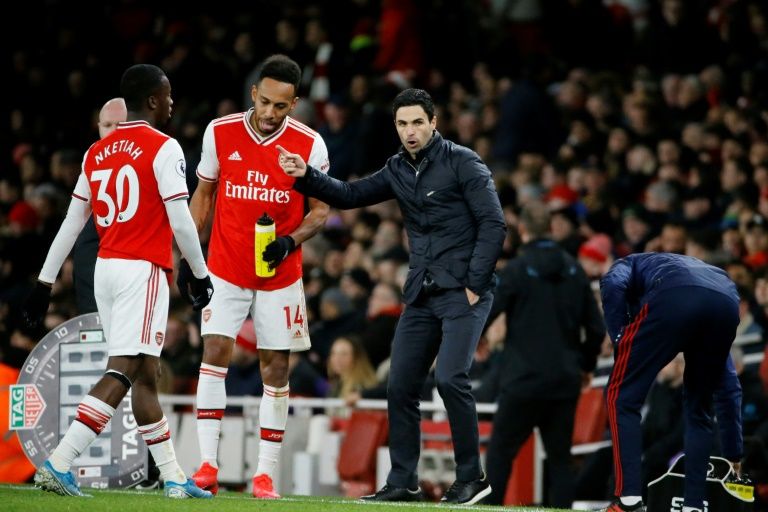 Lojtarëve të Arsenalit iu lejohet kthimi në fushën stërvitore