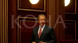 Pacolli: Qeveria në mënyrë primitive, diktatoriale, më privon të kthehem në Kosovë