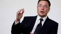 Elon Musk kritikon rregullat “fashiste” të izolimit