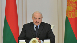 Lukashenko paralajmëron hapje të kufijve për migrantët që duan të shkojnë në BE