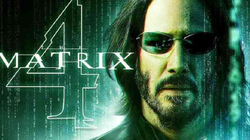 Keanu Reeves lavdëron punën për kthimin e “Matrix”-it