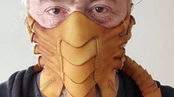 Krijohet maska e frymëzuar nga filmi “Alien”
