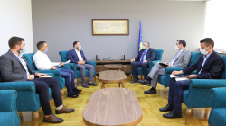 Shqyrtohen mundësitë e heqjes së disa kufizimeve për bizneset