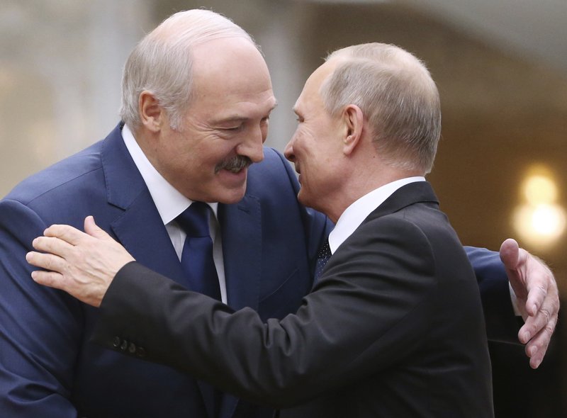 Putin: Rusia e gatshme të dërgojë trupa të sigurisë në Bjellorusi