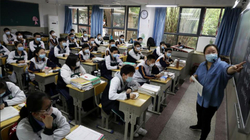 Wuhani hap të gjitha shkollat të martën