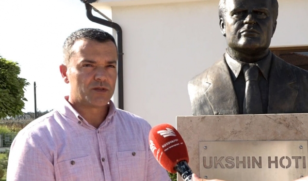 ​Familjarët e Ukshin Hotit kërkojnë kushtëzimin e Serbisë me zbardhjen e të pagjeturve