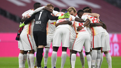 Pa sulmuesit Cavani e Martial, Unitedi synon ta evitojë humbjen nga Leipzigu