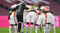 Pa sulmuesit Cavani e Martial, Unitedi synon ta evitojë humbjen nga Leipzigu