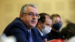 Për 6 muaj, ministri Agim Veliu me kabinet, shpenzoi mbi 15 mijë euro