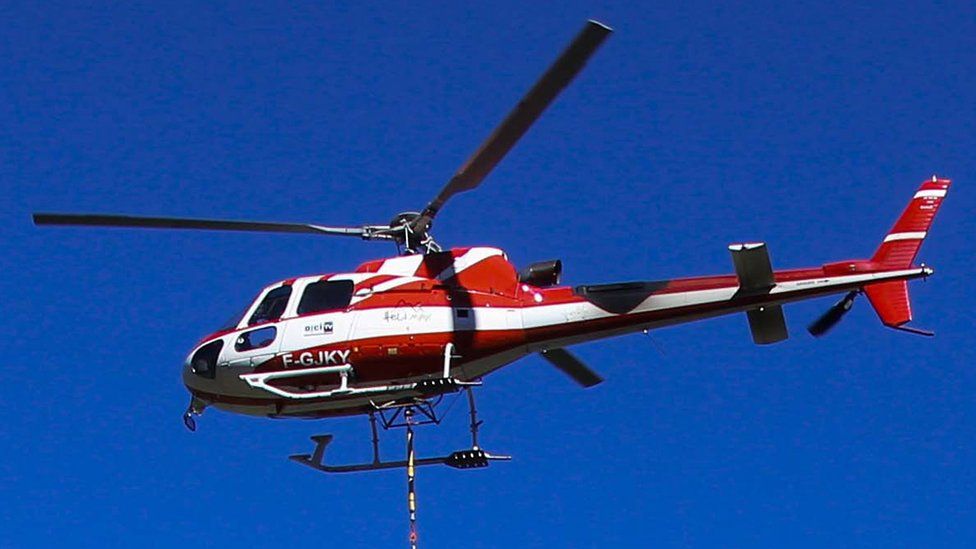 Rrëzohet helikopteri në Alpet Franceze, 5 të vdekur e 1 shpëton