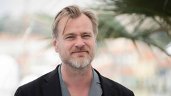 Christopher Nolan kritikon studion filmike “Warner Bros.”
