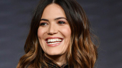 Mandy Moore publikon fotografi, zbulon shtatzëninë