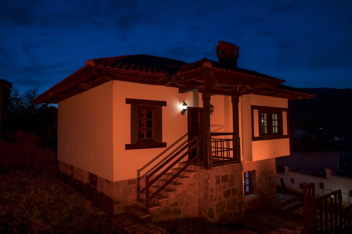 Shtëpia muze e Gjeçovit në Janjevë ndriçohet portokalli, mbyllet fushata “16 Ditë të Aktivizmit”