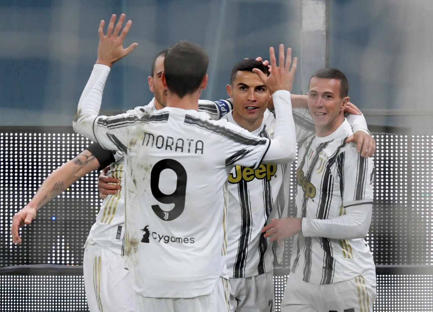 Juventusi triumfon fal dy golave të shënuara nga Ronaldo nga penalltia