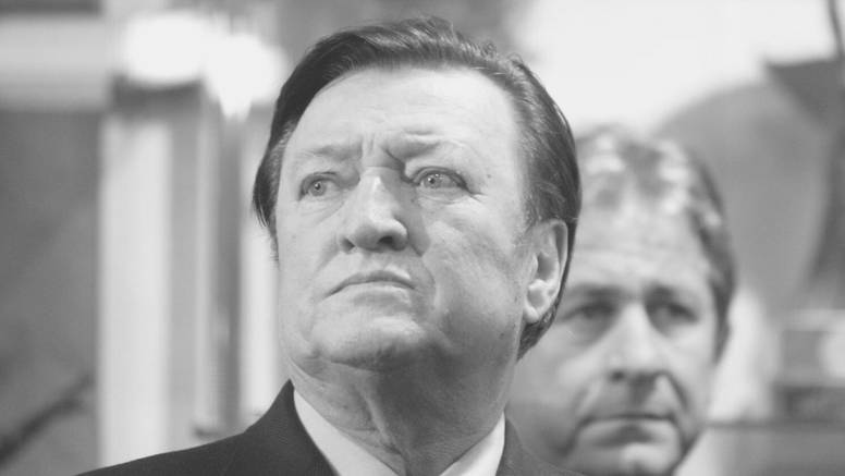 Ish-përzgjedhësi i Shqipërisë, Otto Bariq, vdes nga koronavirusi