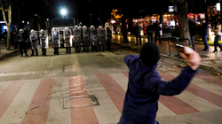 Policia në Shqipëri paralajmëron kundër mbajtjes së protestave