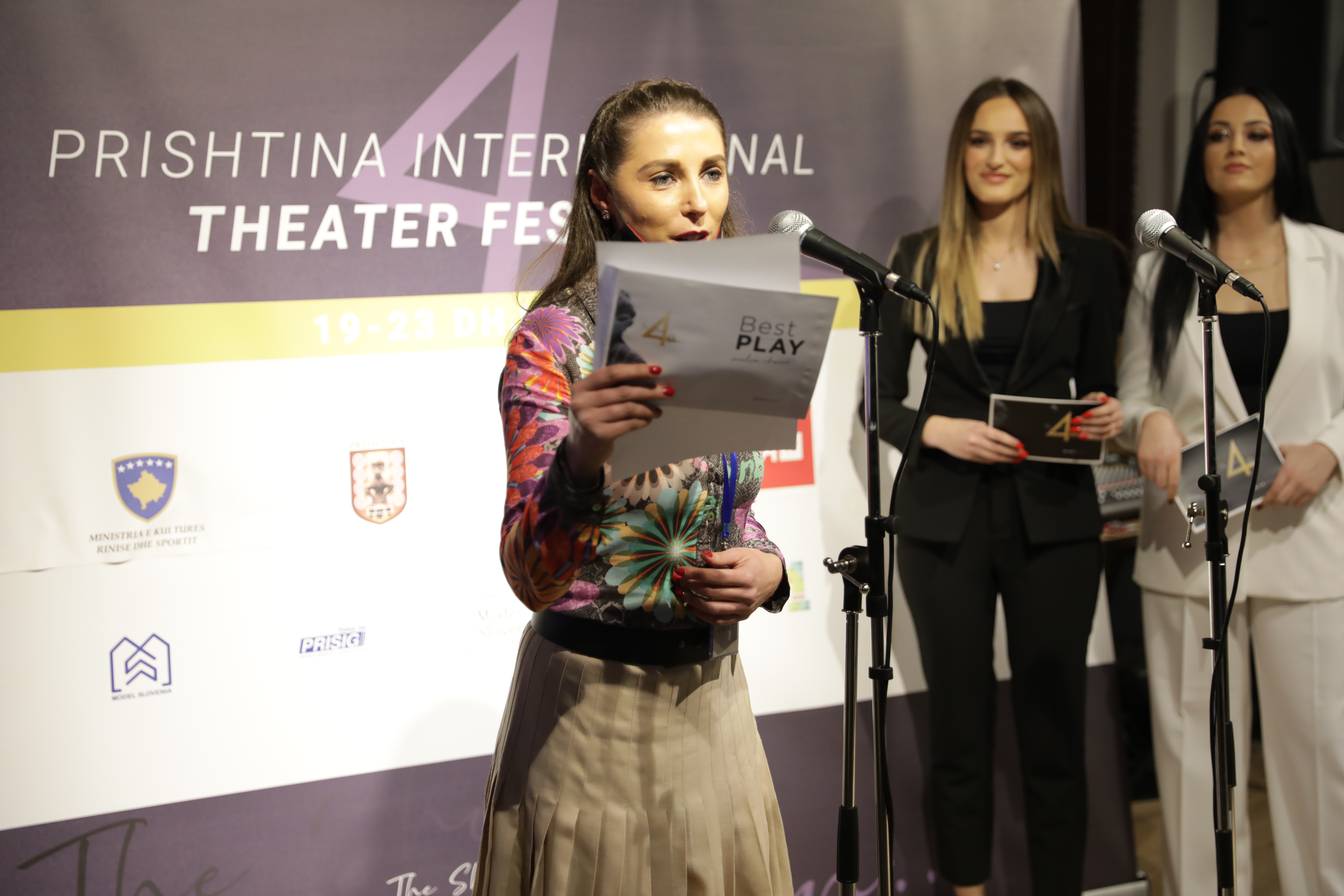 Prishtina International Theater Festival mbyll edicionin e katërt, çmimi kryesor shkon në Kroaci