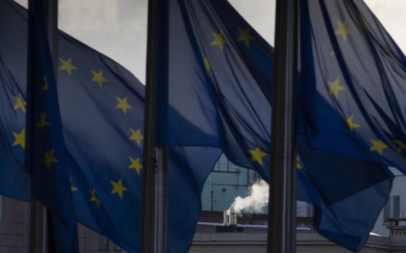 Britania dhe BE-ja arrijnë marrëveshje tregtare pas Brexitit