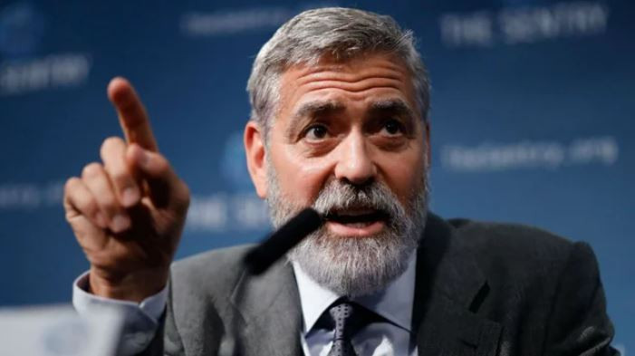 George Clooney tregon lidhjen e tij me Los Angelesin