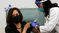 Kamala Harris vaksinohet kundër COVID-19