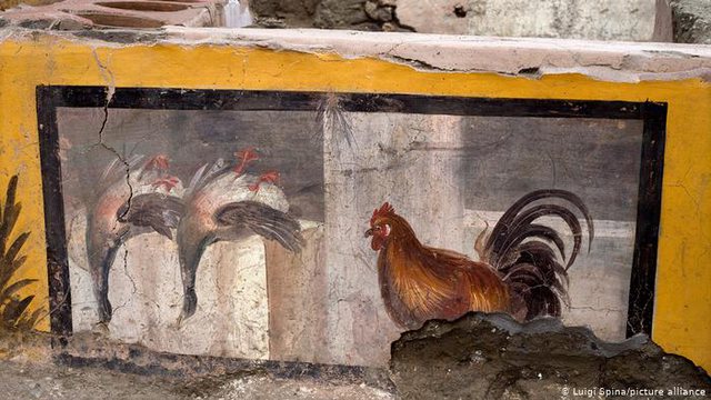 Arkeologët zbulojnë një “bar-rostiçeri” në Pompei