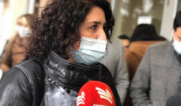 ​Specializantët protestojnë para MSH-së, kërkojnë ekzekutimin e pagesave shtesë