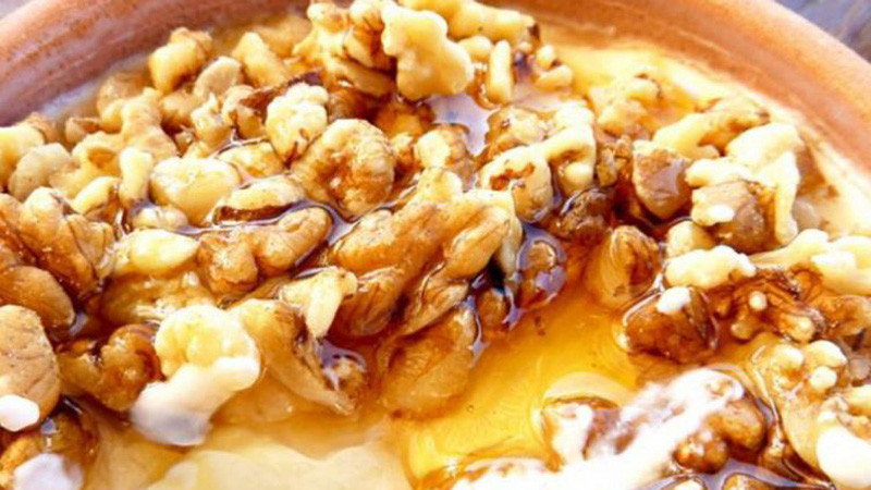 Anímate con este clásico de la cocina asturiana: fabes con almejas 15 Merca2.es 2. Postres ligeros: un final dulce