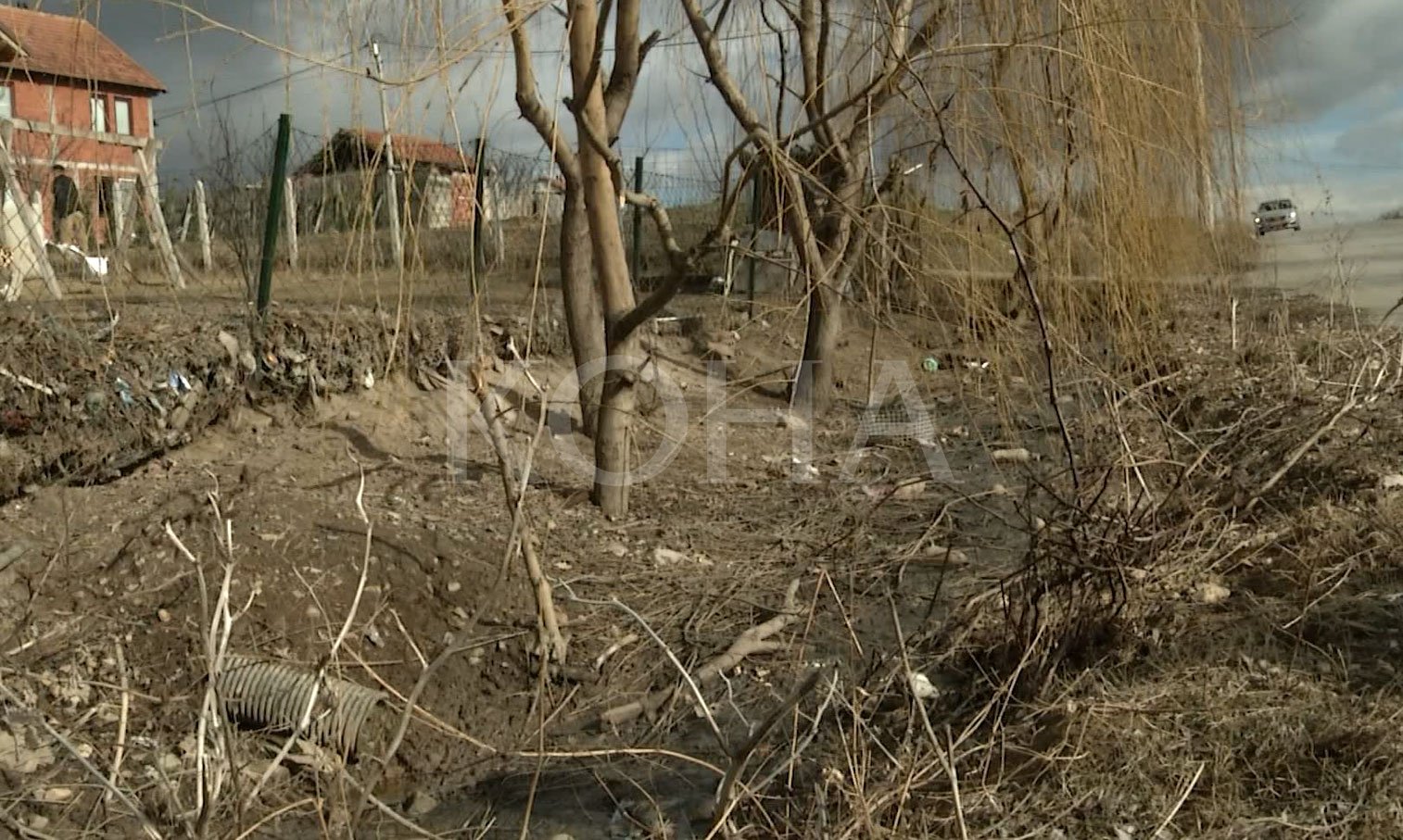 Stanovci i Epërm në Vushtrri pa kanalizim, banorët ankohen e komuna thotë se shpejt nis punimet