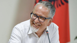 Arben Vitia zgjidhet kryetar i Degës së LVV-së në Prishtinë