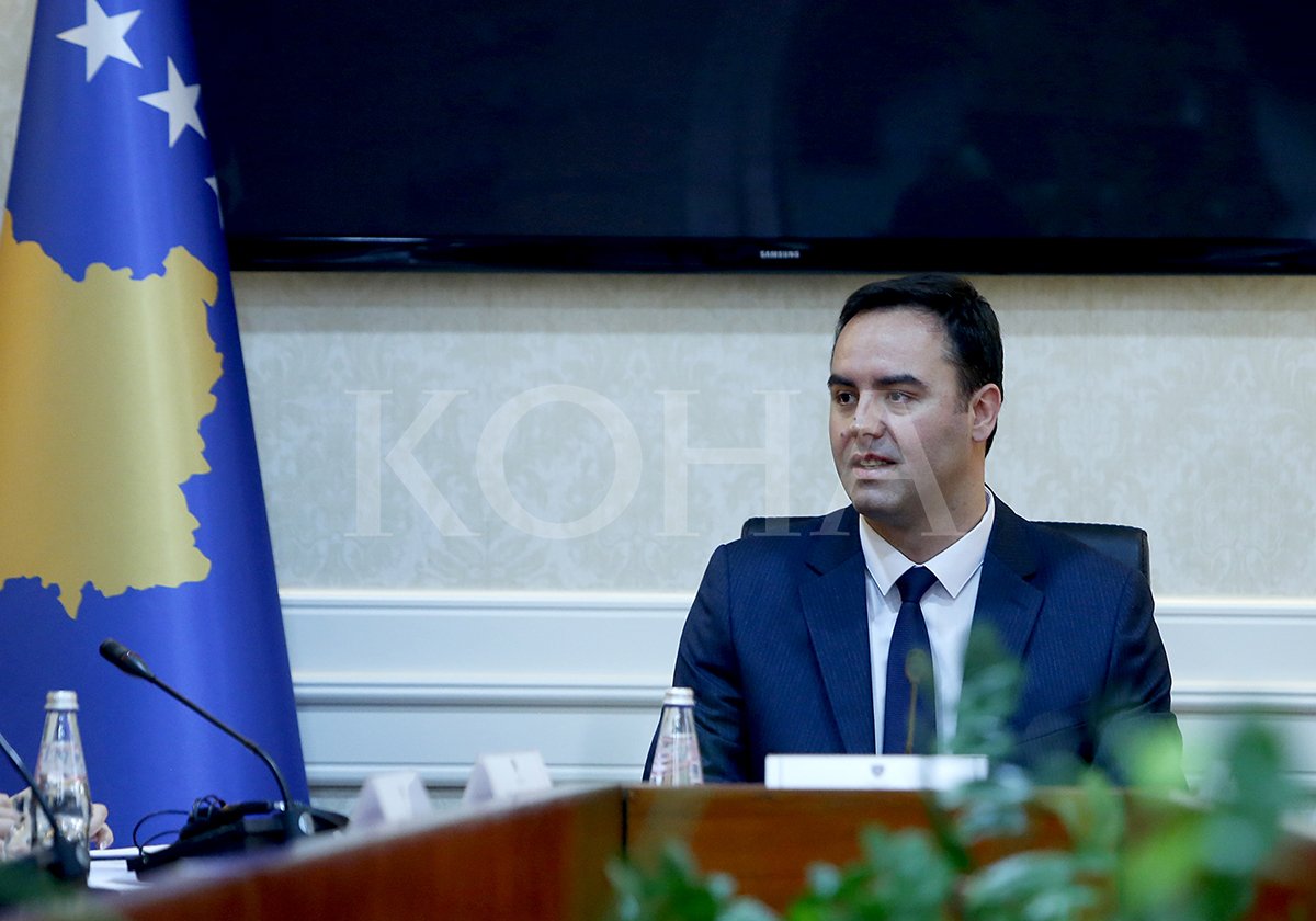 Pranim-dorëzimi i detyrës ministrore në MPJ mes Konjufcës e Pacollit, sot në orën 13
