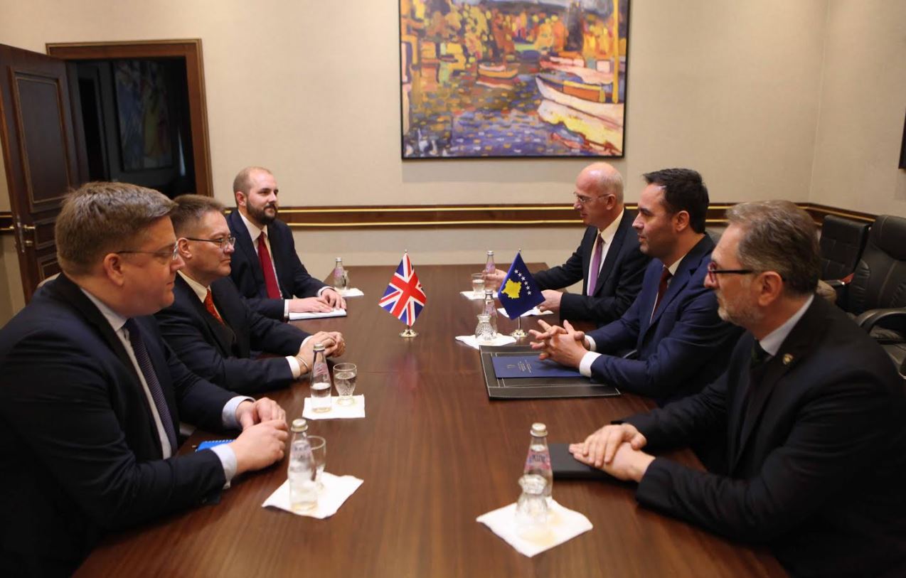 Konjufca takon Abbottin, Britania e gatshme të vazhdojë mbështetjen për Kosovën