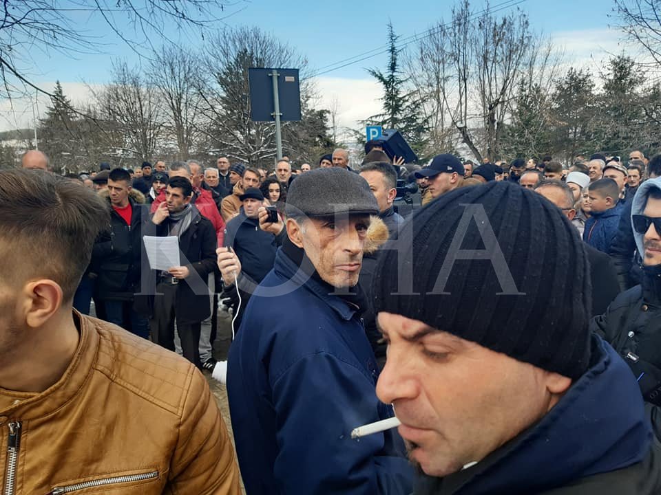 Kastrati thotë s’e anulon reformën arsimore edhe nëse i kërkohet nga ministrja Bajrami
