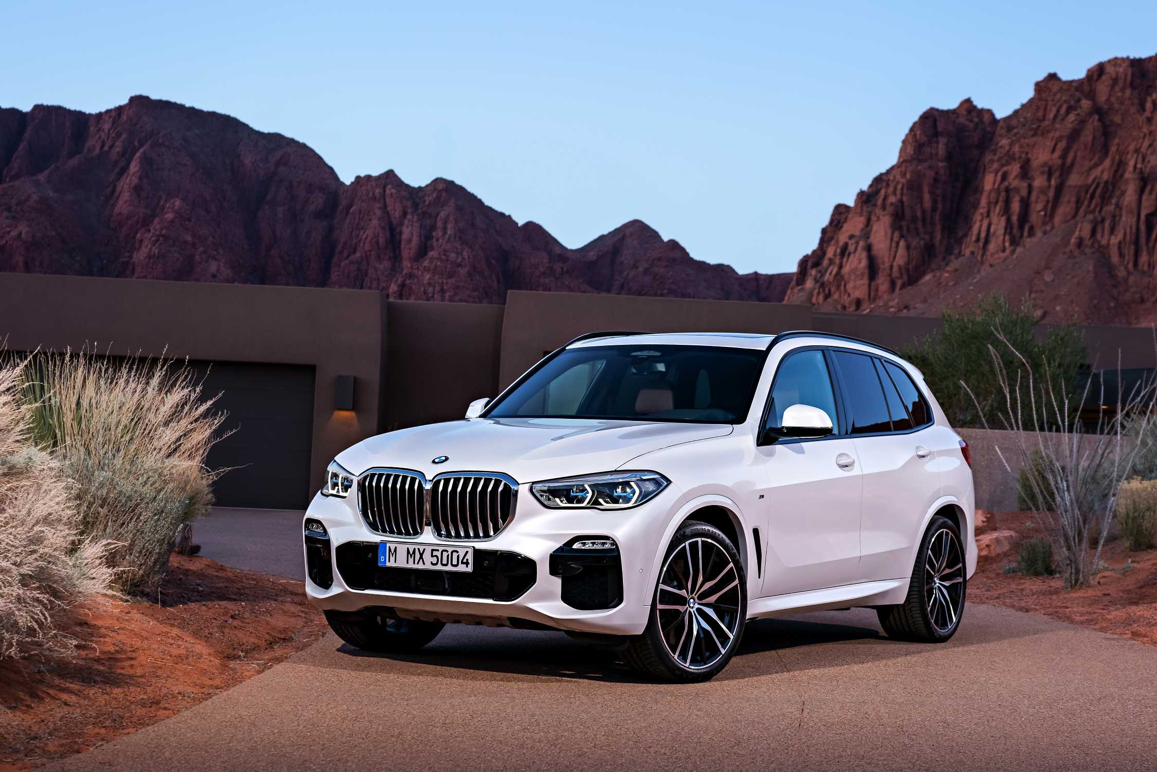 BMW së shpejti do të prezantojë versione të reja të X5-shit dhe X6-shit