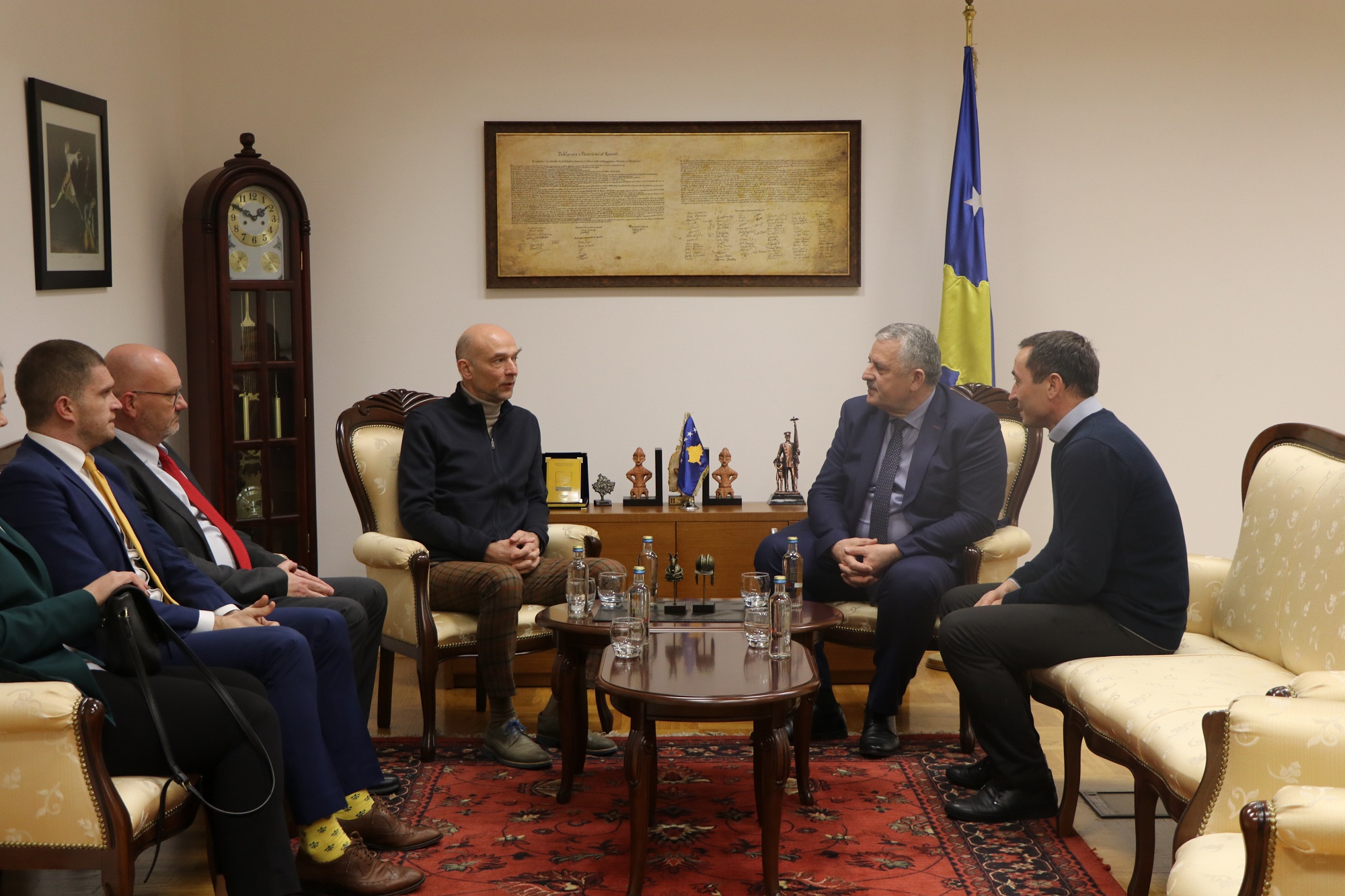 Ministri Veliu priti në takim lamtumirës përfaqësuesin e Fondacionit “Konrad Adenauer Stiftung”
