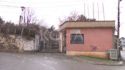 Përplasje për ndërtimin ose jo të një objekti shumëkatësh mes monumenteve në ish-zonën “Farmakos” në Prizren