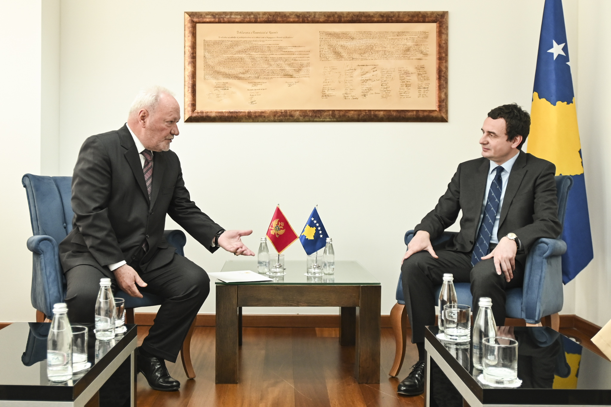 Kryeministri Albin Kurti priti ambasadorin e Malit të Zi, Ferhat Dinoshën