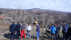 Banorët e Bitisë së Poshtme sërish protestojnë për ta kundërshtuar futjen e lumit nëpër gypa