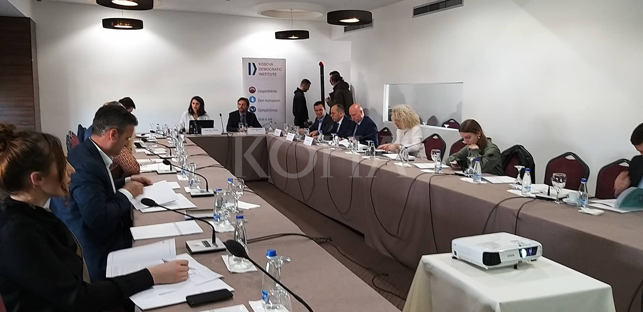 KDI-ja thotë se për Rrugën e Dukagjinit s’është bërë analizë e fizibilitetit, sekretari i MI-së e thotë të kundërtën