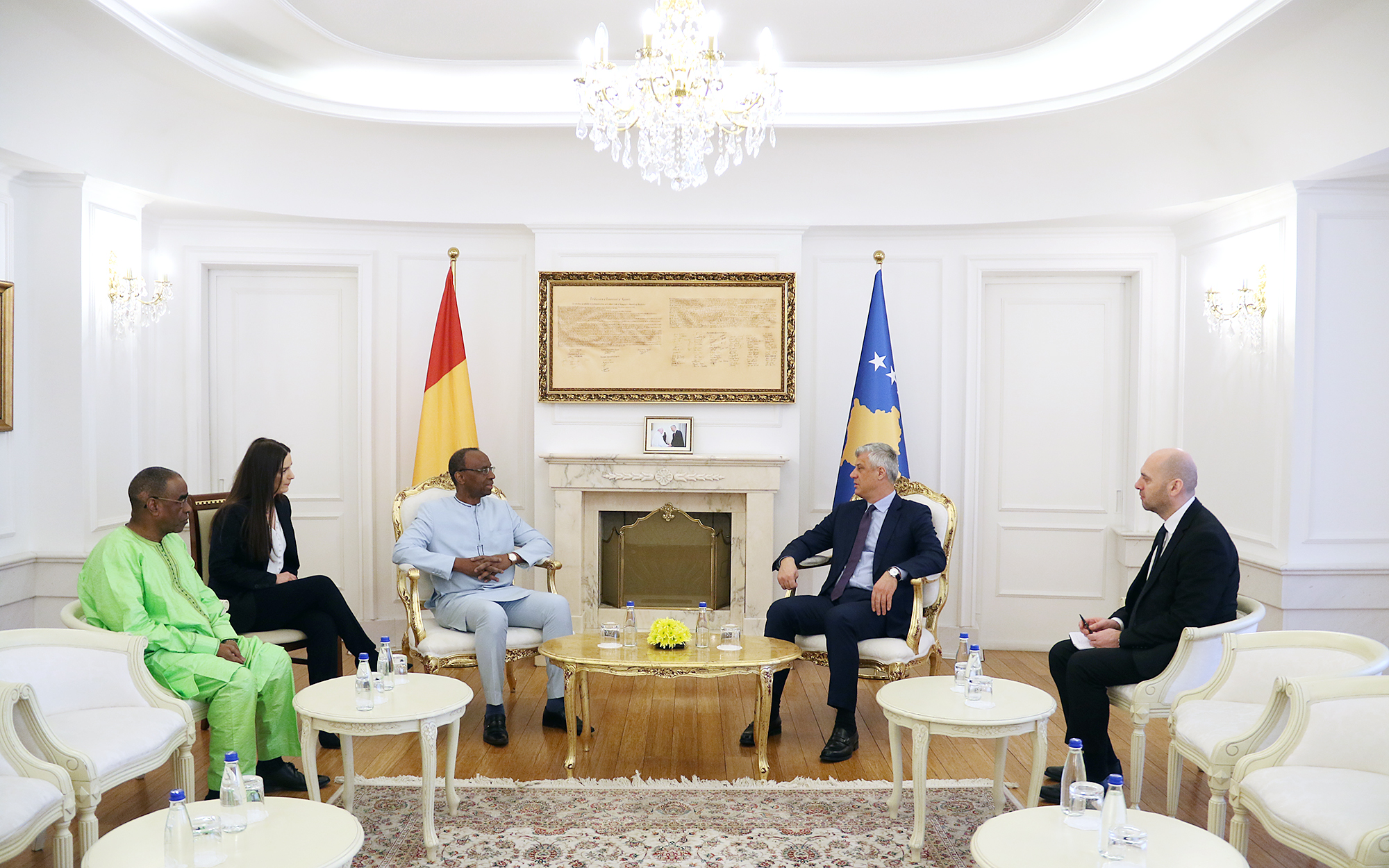 Thaçi pranoi kredencialet e ambasadorit jorezident të Guineas për Kosovën