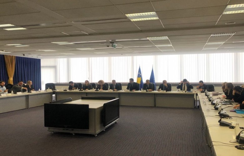 Ministri Bislimi i veçon si prioritete të Qeverisë reformat në ekonomi, mjedis e shëndetësi