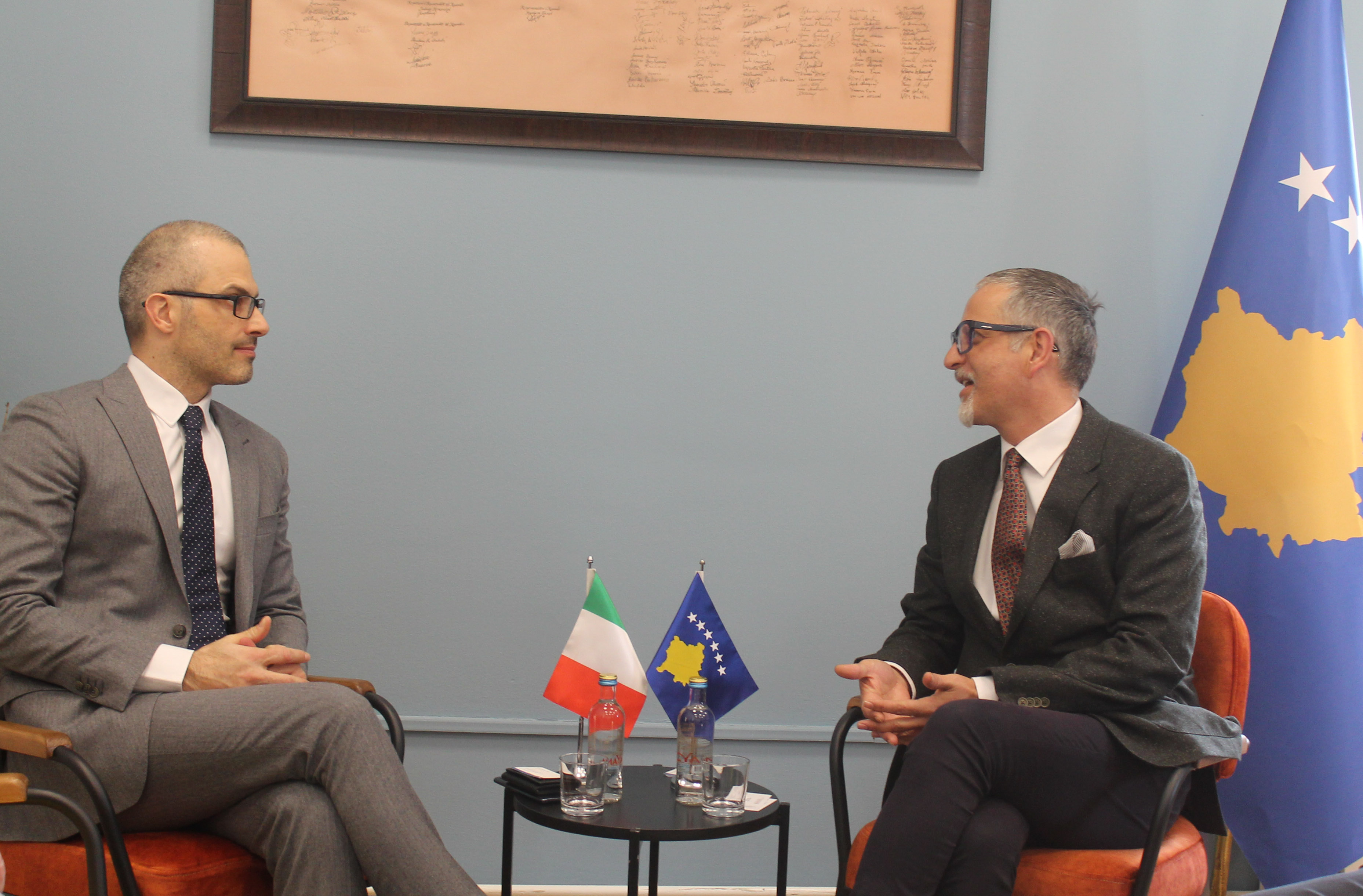 Vitia dhe ambasadori Italian Orlando diskutojnë për projektet e përbashkëta në shëndetësi