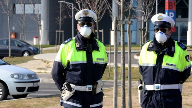 Mbi 100 të infektuar me koronavirus në Itali, shumë qytete në karantinë